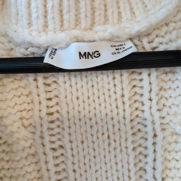 Mango Nordic Hooded Cable-Knit Long Cardigan - Picture 2 of 4